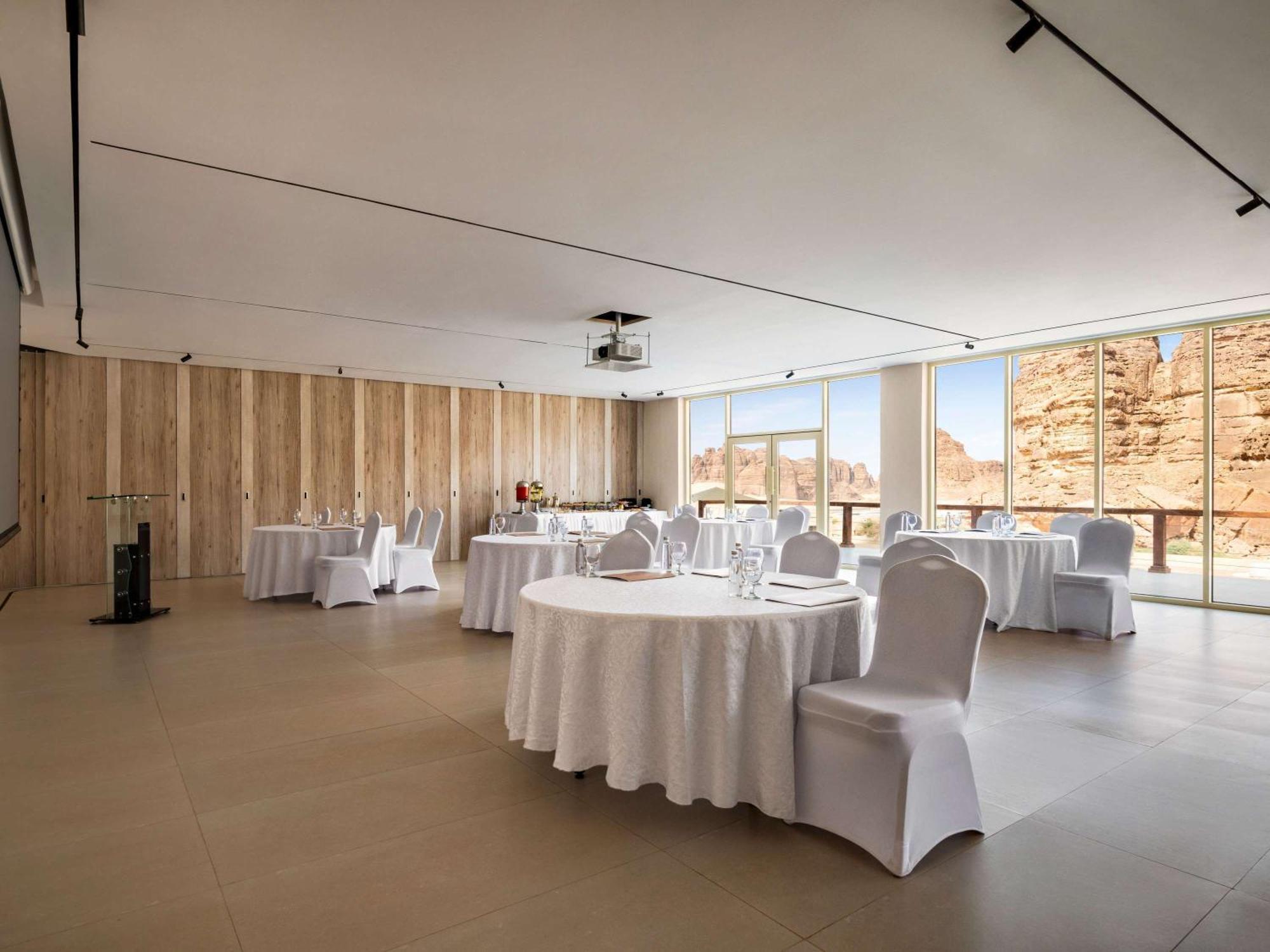 Shaden Resort Al-'Ula Exteriör bild